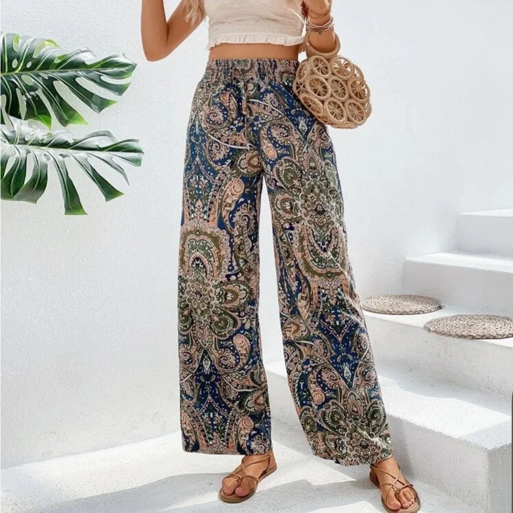 113 NWT Boho Paisley Drawstring Wide Leg Pant